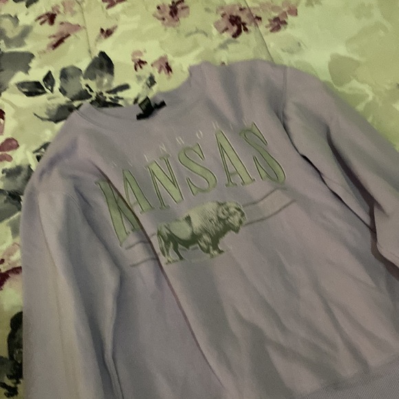 Purple sweater 💜 - Picture 2 of 4